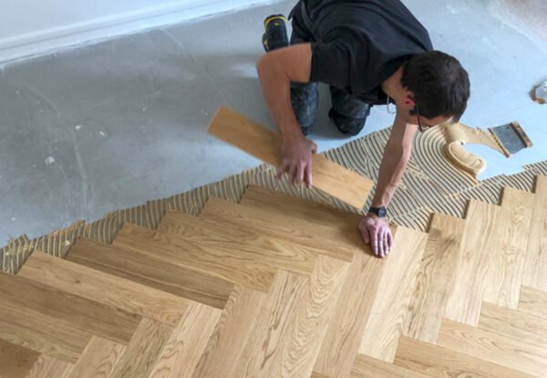 video-poser-un-parquet-baton-rompu-1 video-poser-un-parquet-baton-rompu-1